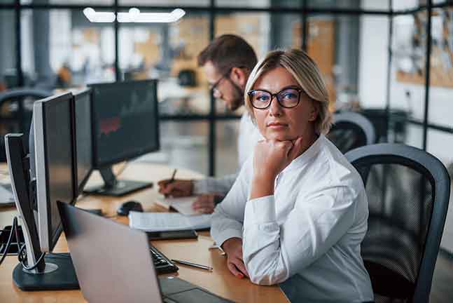 Image for the post titled as How to Choose a Stockbroker: A Complete Guide for Traders and Investors