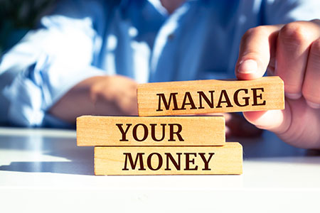 Learn to manage your risk when investing in shares